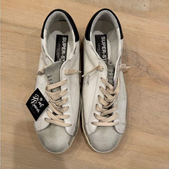 NWT Men’s Golden Goose Superstar Low Top Sneakers Size 43 - Picture 2 of 8